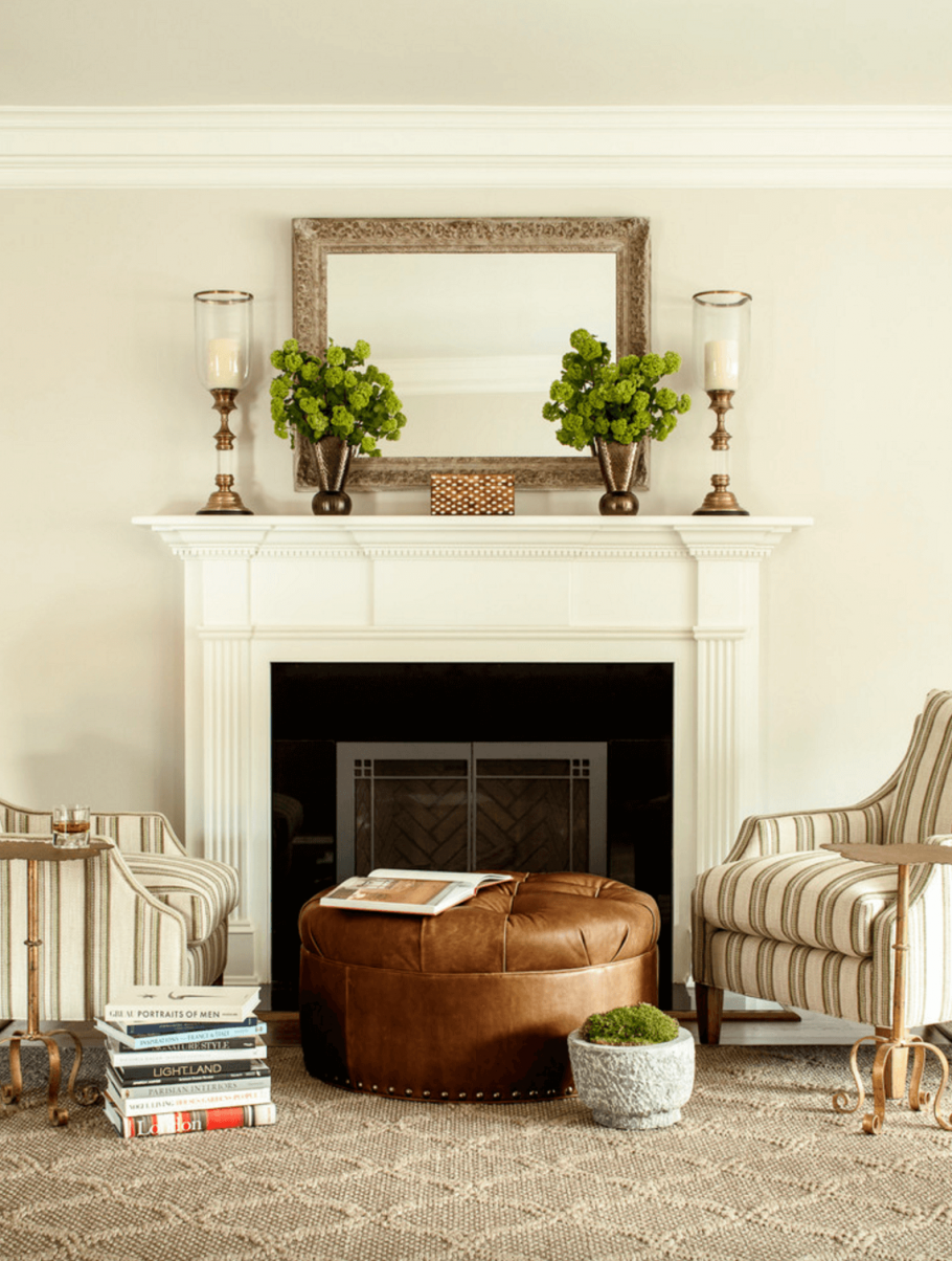 Декоративный камин в гостиной