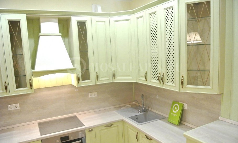 Фисташковая кухня в стиле Прованс