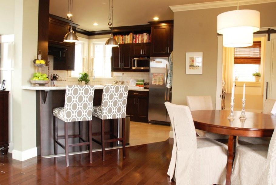 Кухня с зоной отдыха