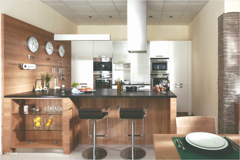 Современная кухня рабочая поверхность