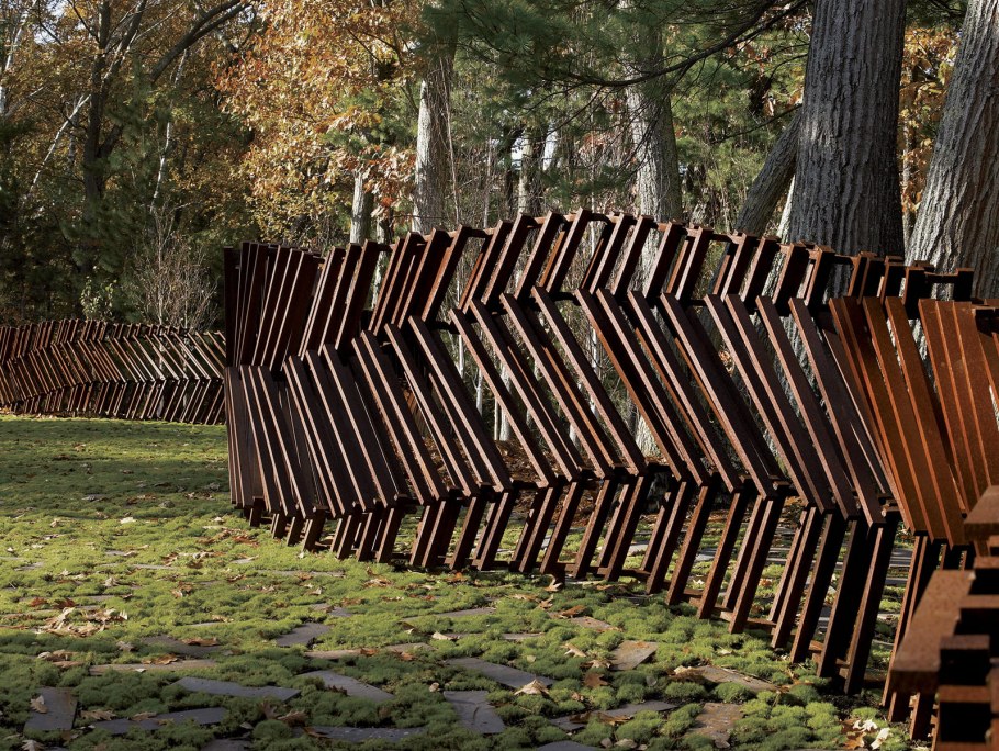 Деревянный забор