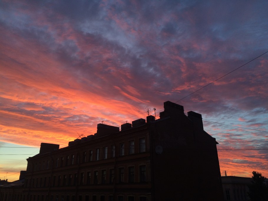 Эстетика заката в городе