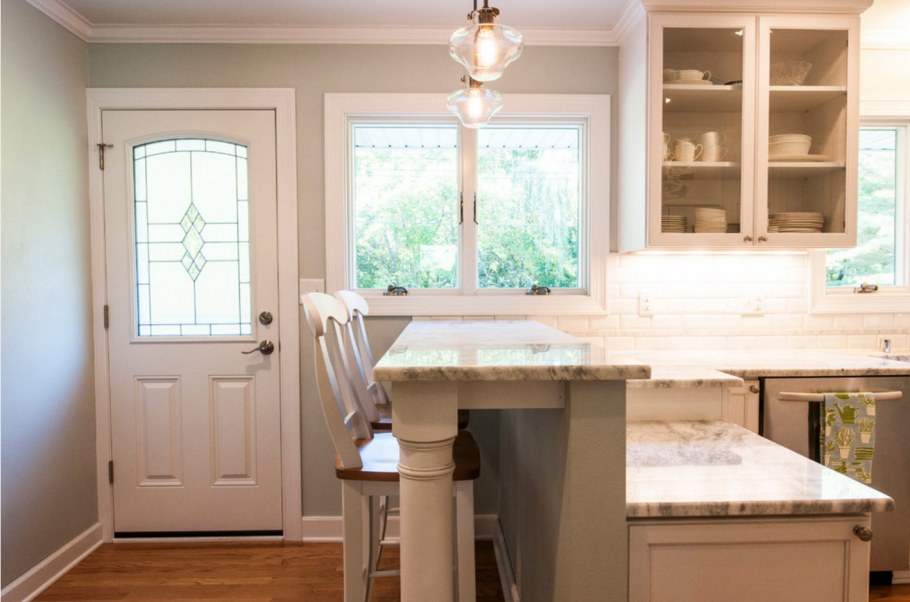 Кухня в стиле Прованс с барной стойкой