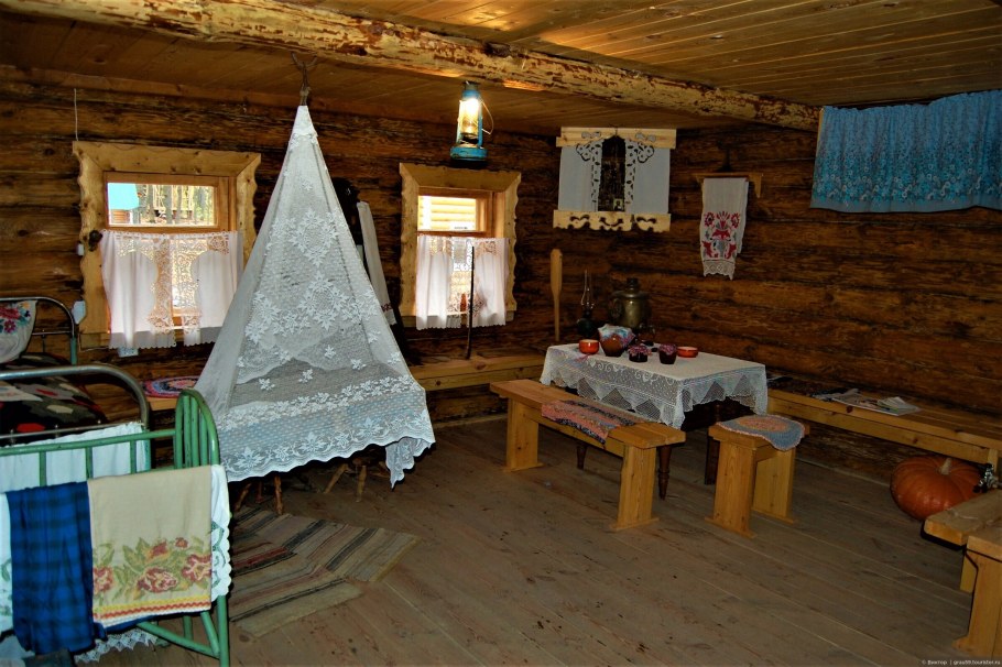 Хвалынский музей русская изба