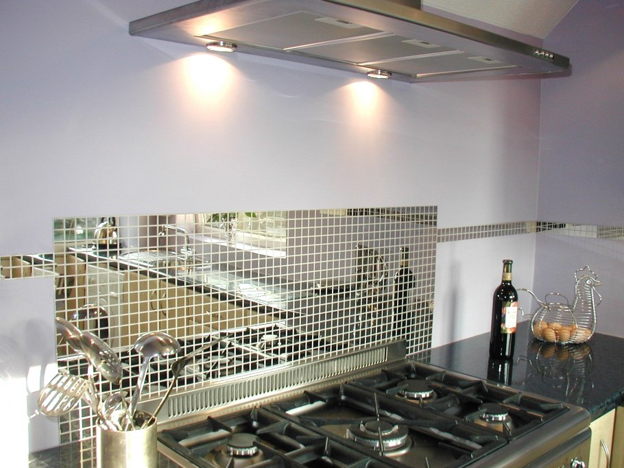 Кухонный фартук зеркальная мозаика