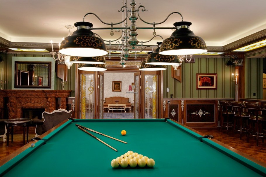 Александровский дворец биллиардная