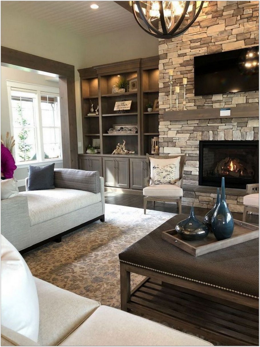 Зона барбекю на даче закрытая