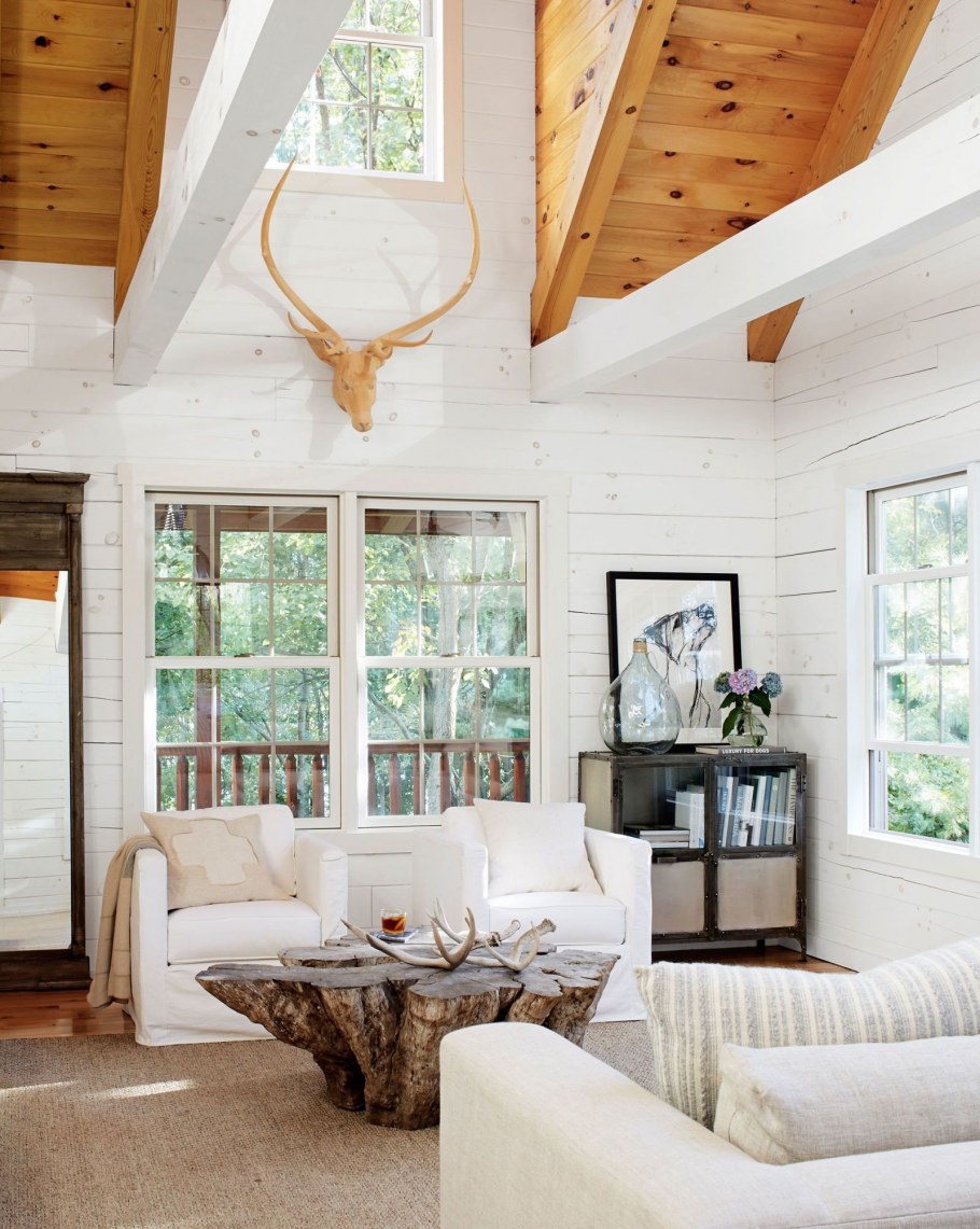 Белый деревянный интерьер