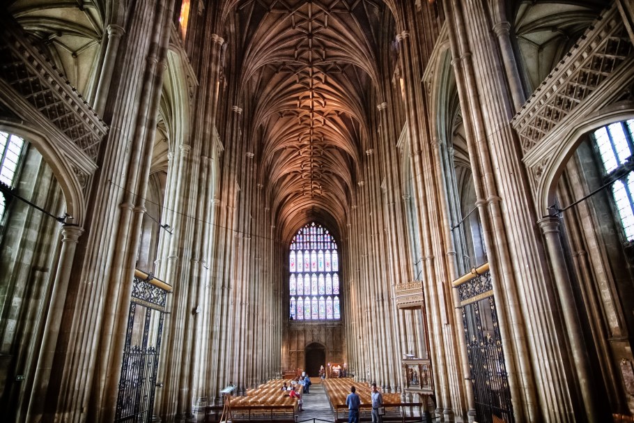 Романские соборы в Англии