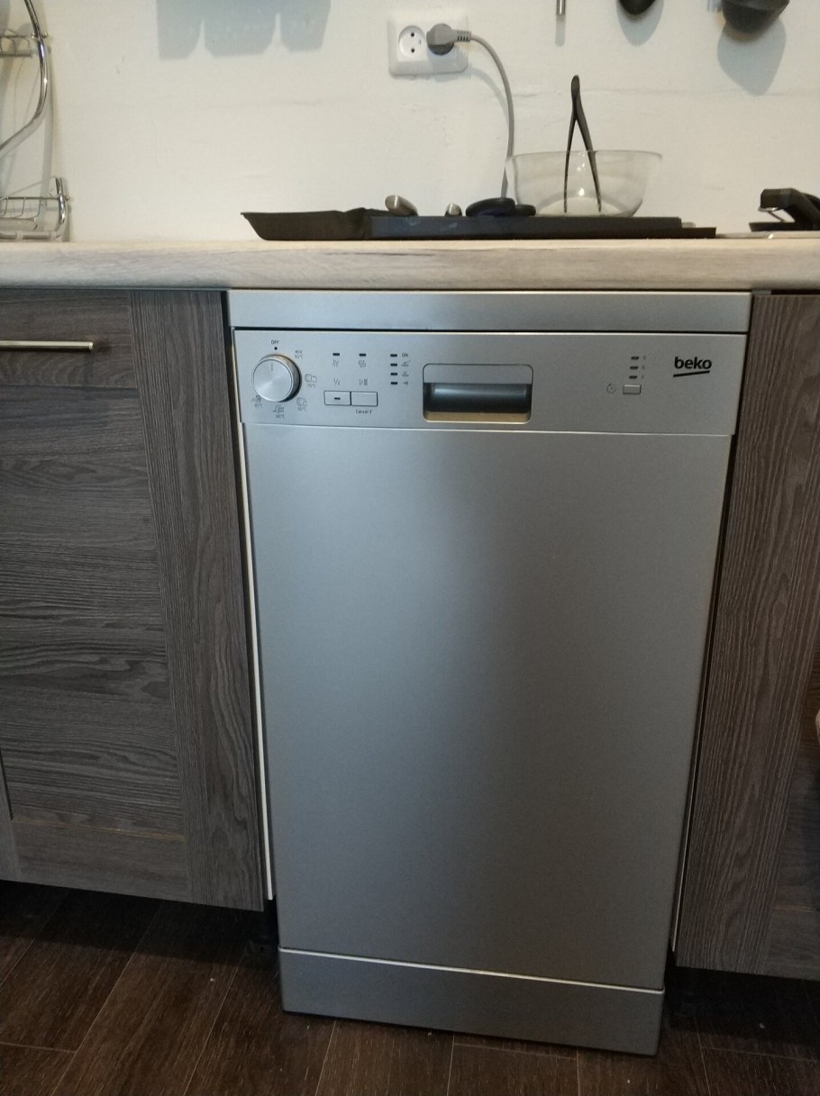 Посудомоечная машина 45см Beko dfs05w13s серебро