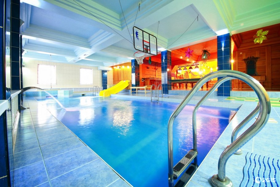 Александрийский двор Новокузнецк