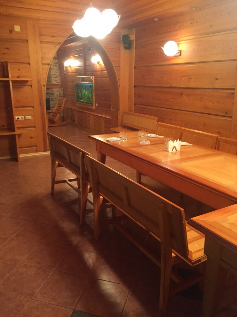 Картина монастырский дворик