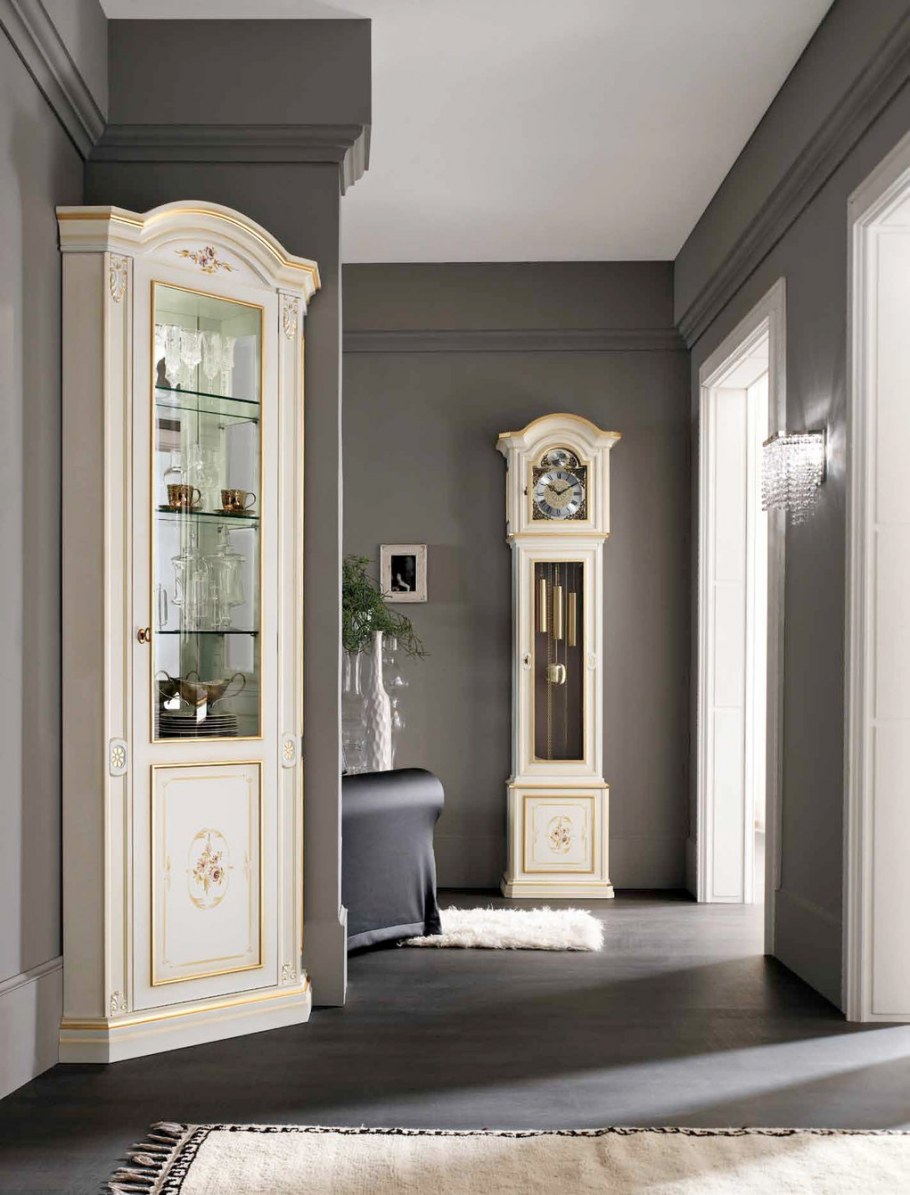 Итальянская гостиная Nabucco Avorio (Набукко аворио) фабрики Maronese