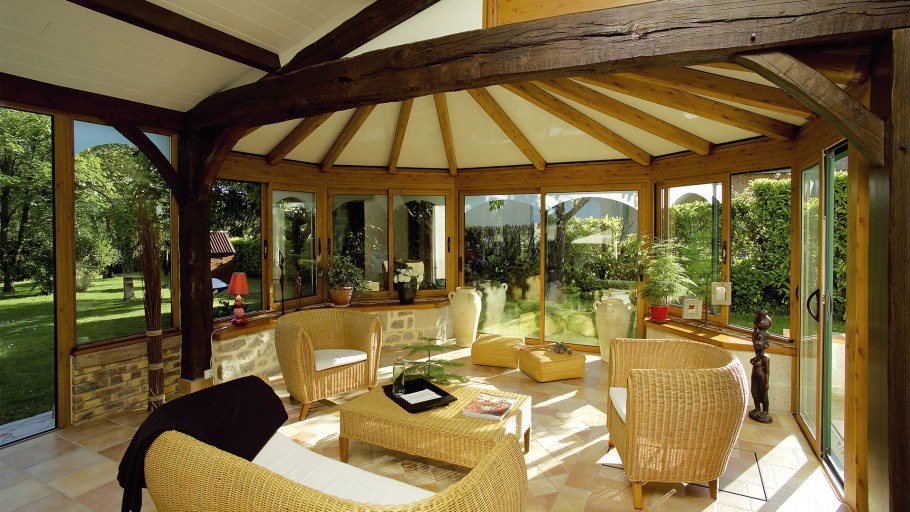 Красивые деревянные веранды