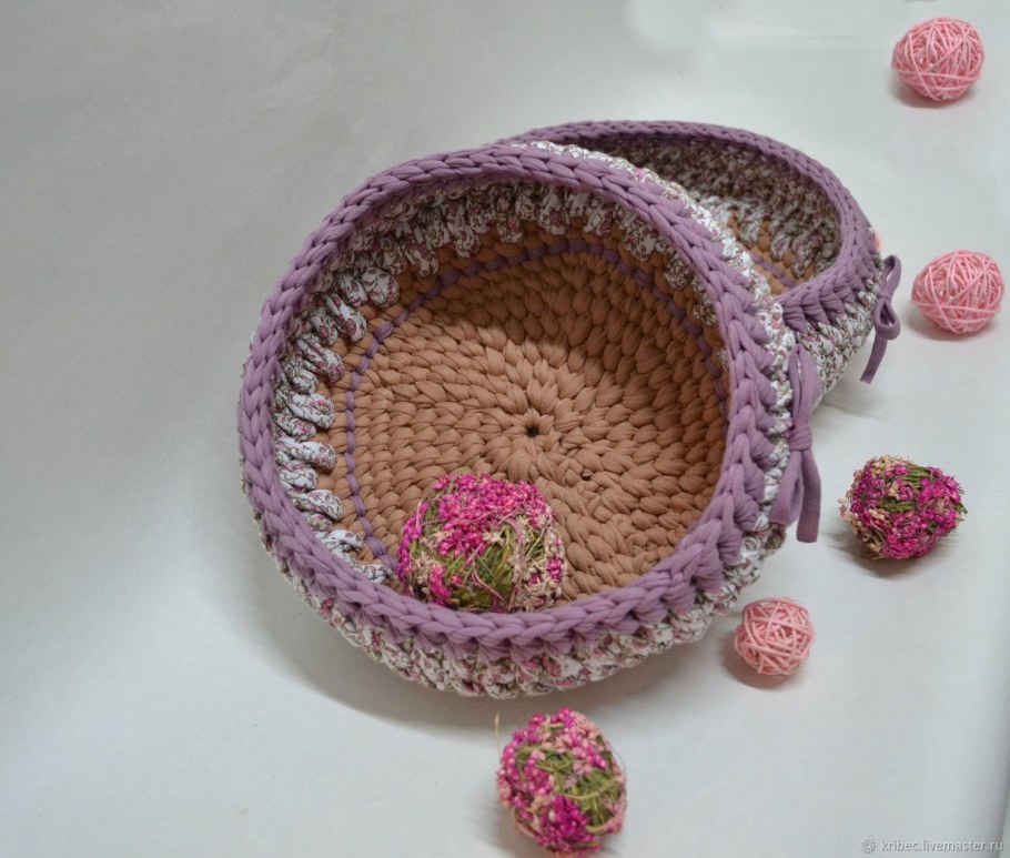 Вязаные корзины из джута