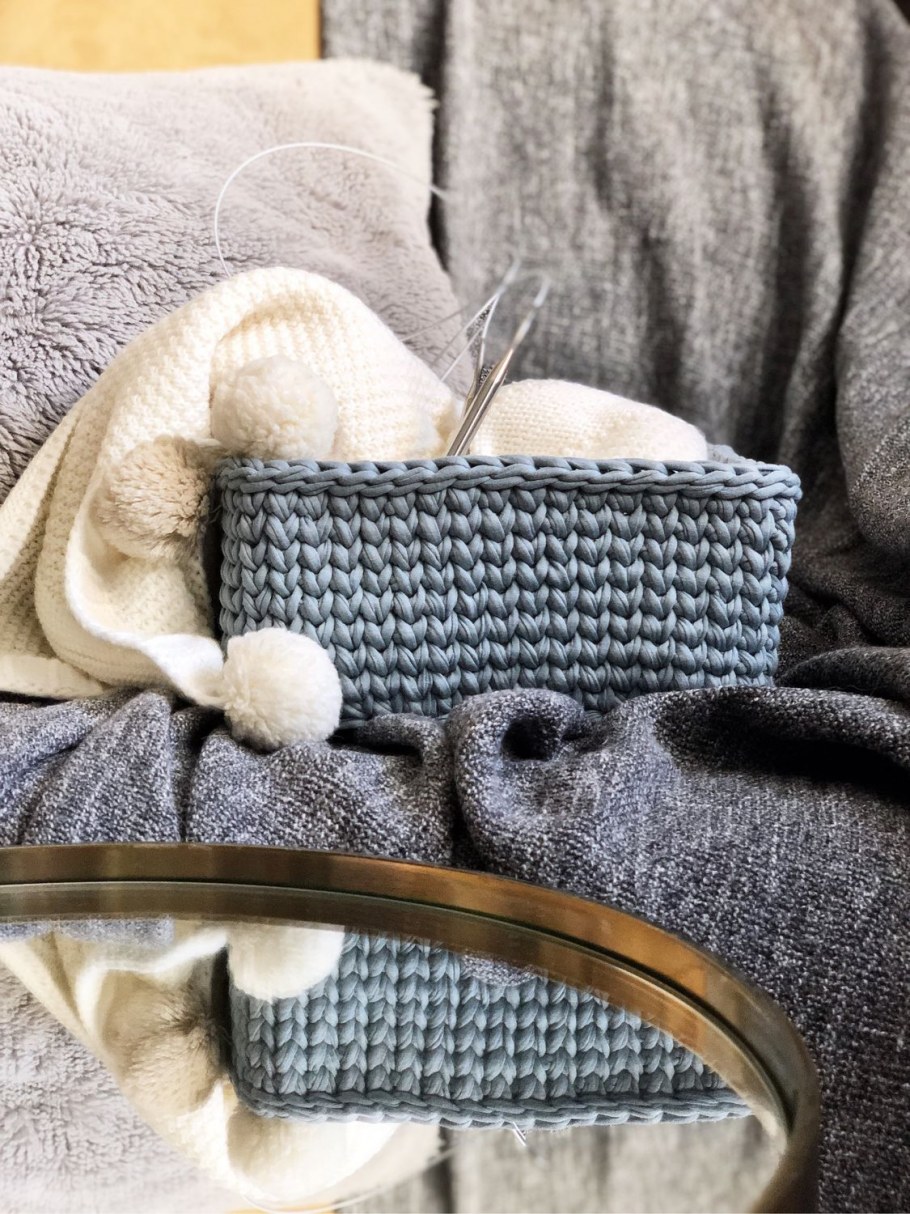 Вязаные корзины из трикотажной пряжи