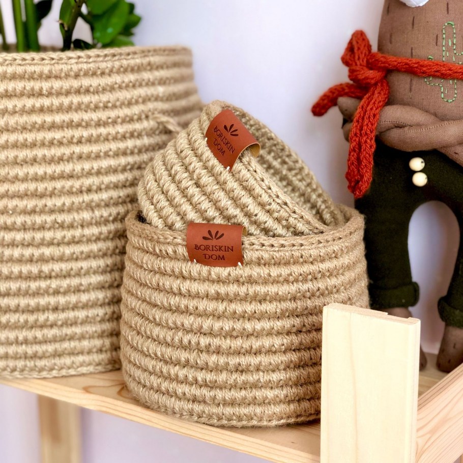 Вязаные корзинки для дома