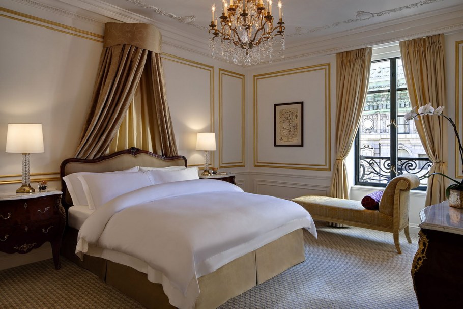 Спальня в классическом стиле