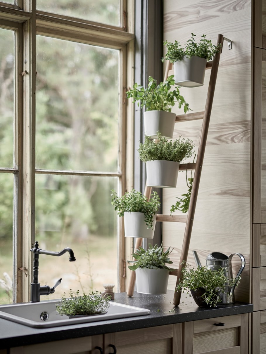 Декор подоконника