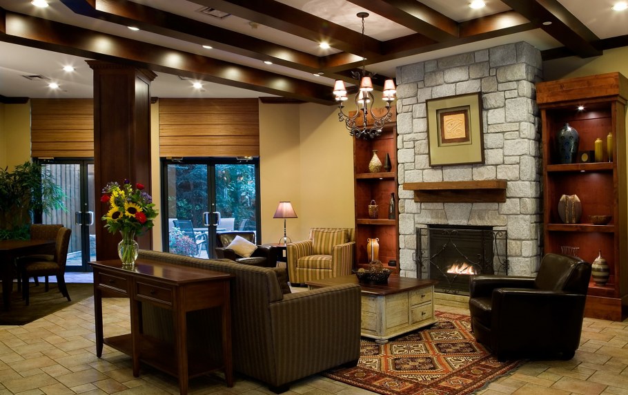 Камин в гостиную