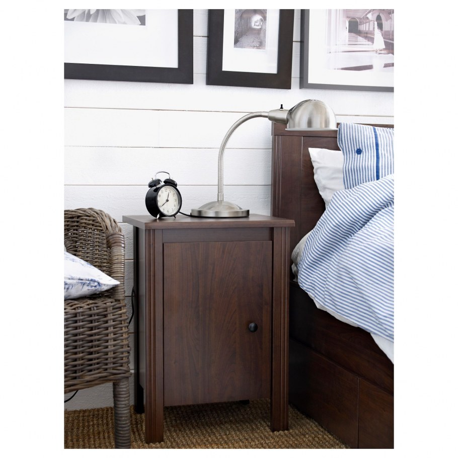 Прикроватная тумбочка икеа БРУСАЛИ