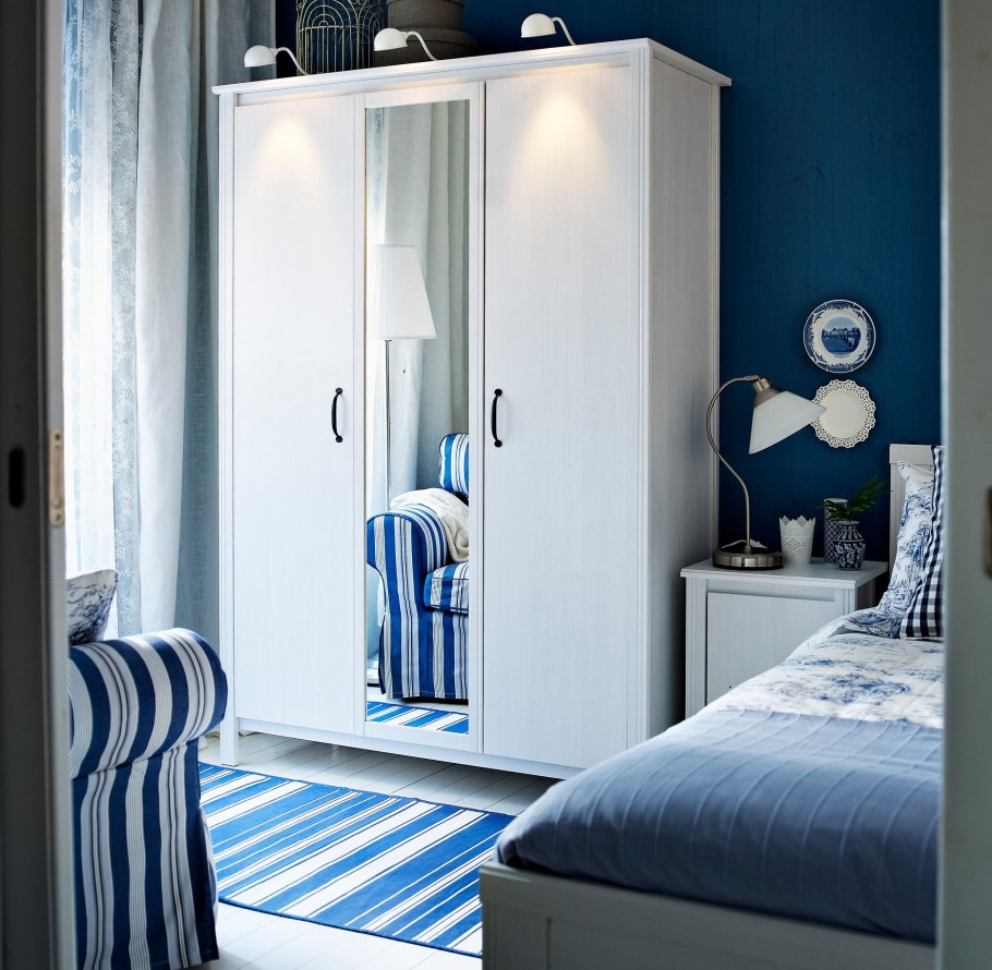 Шкафы в спальню ikea