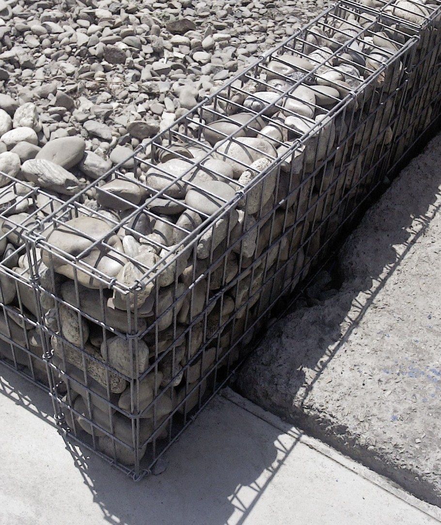 Габионы с подсветкой