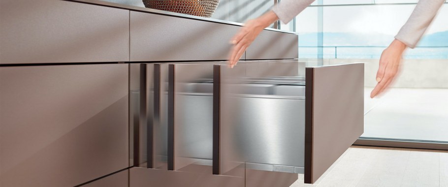 Толкатель пуш Блюм