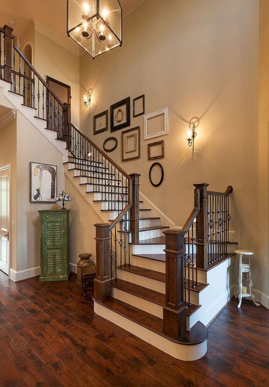 Декор деревянной лестницы