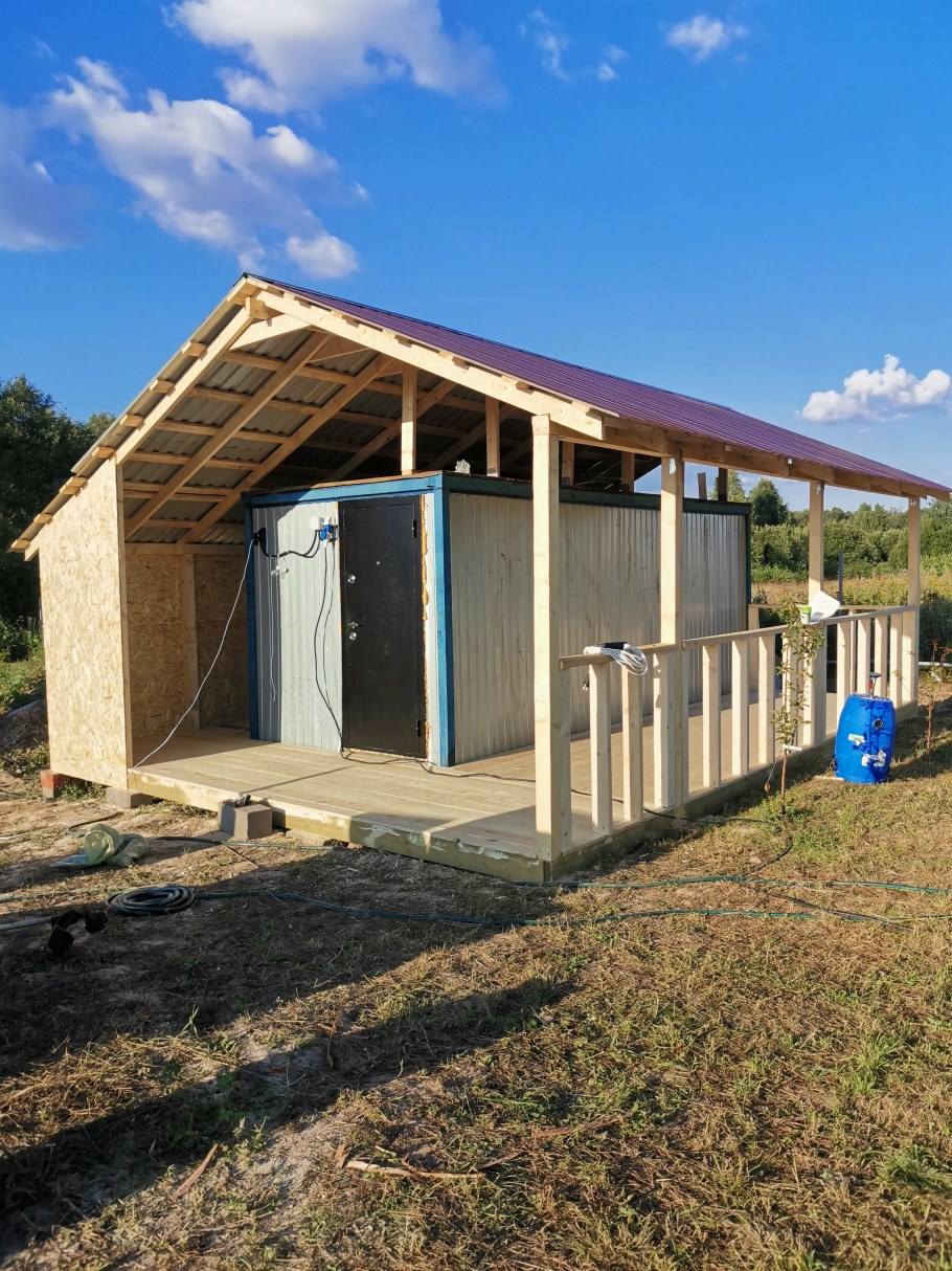 Дачный домик из вагончика