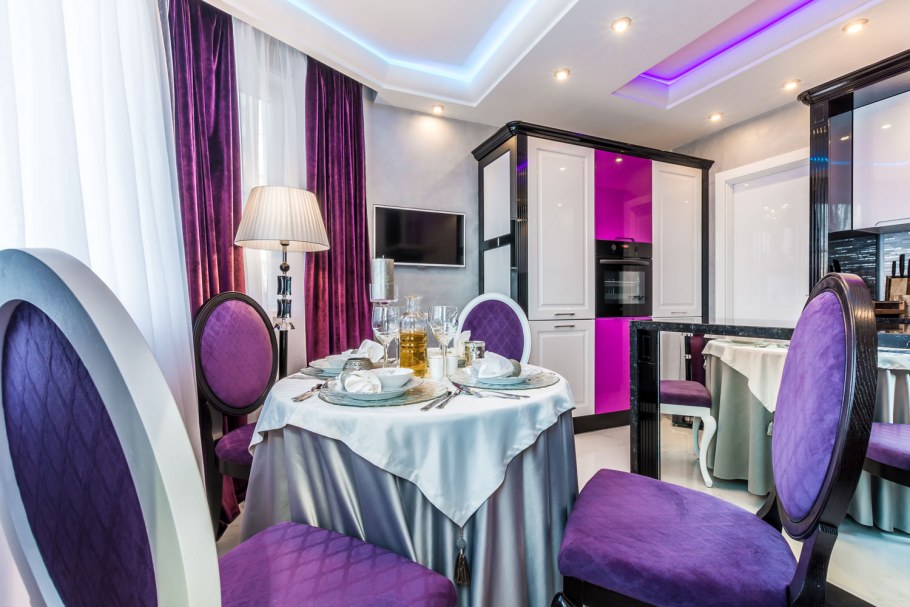 Лиловые стены в интерьере