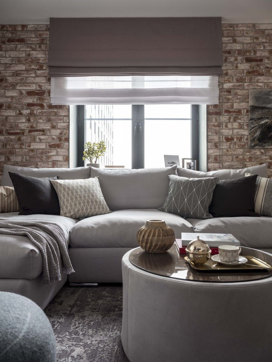 Римские шторы в гостиную в современном стиле