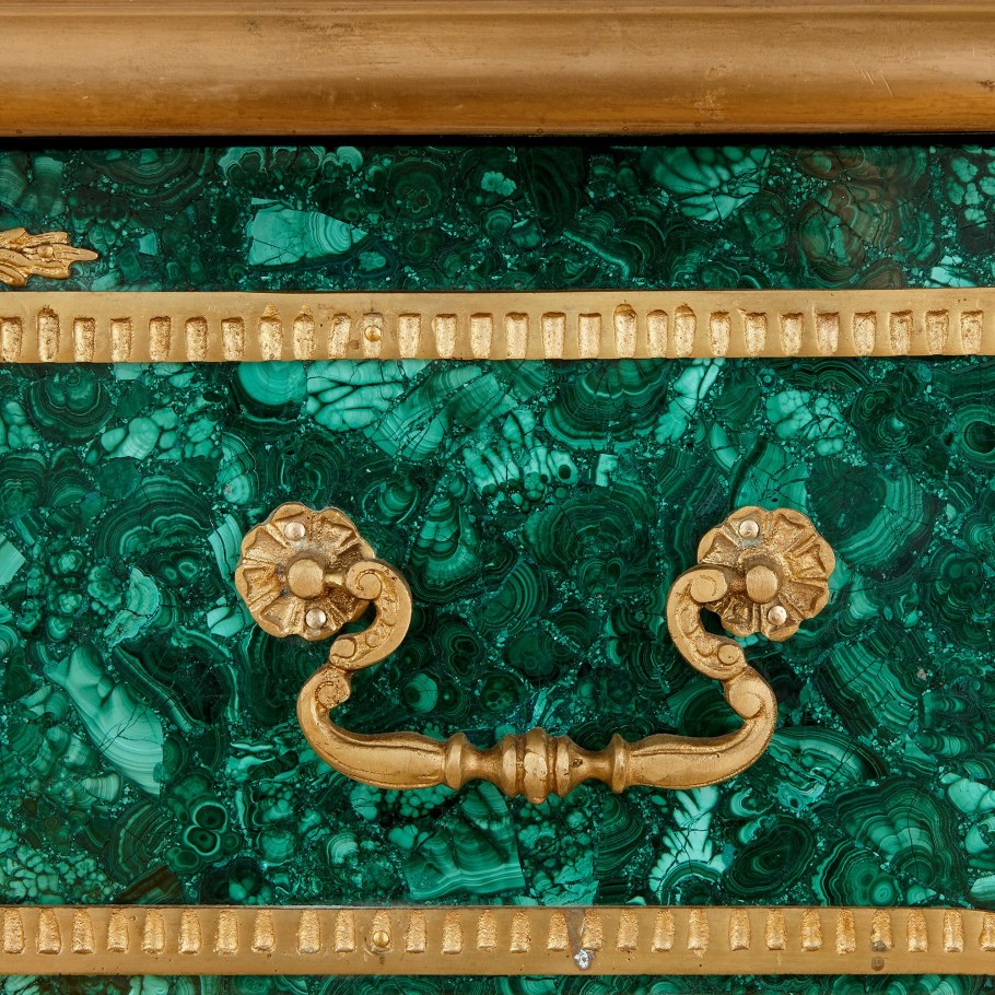 Отделка под малахит