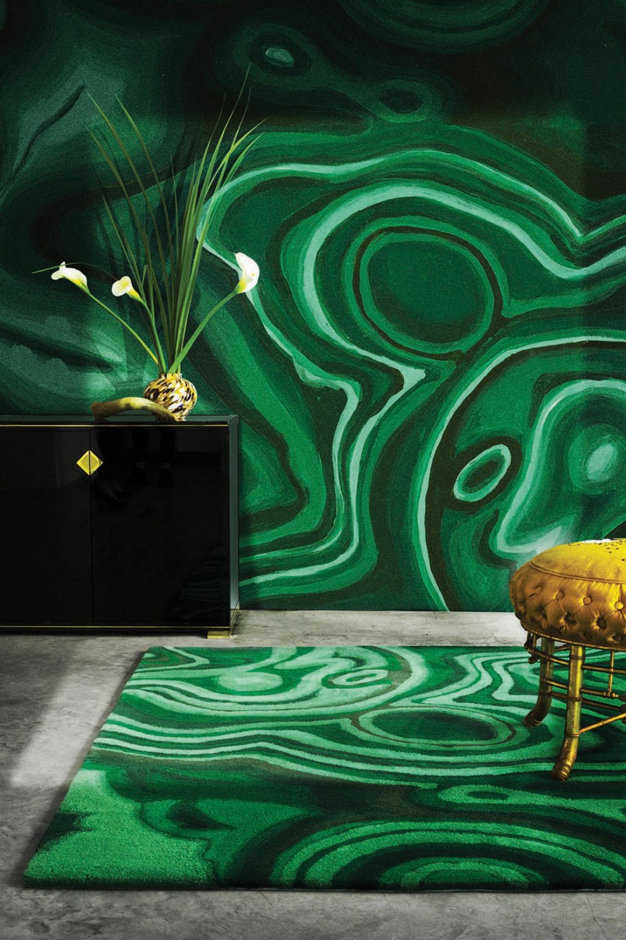 Стенка из малахита