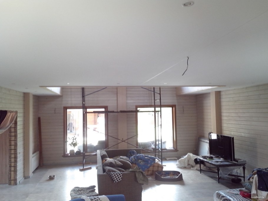 Натяжной потолок без шва