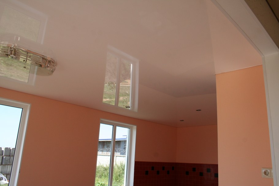 Зимние натяжные потолки