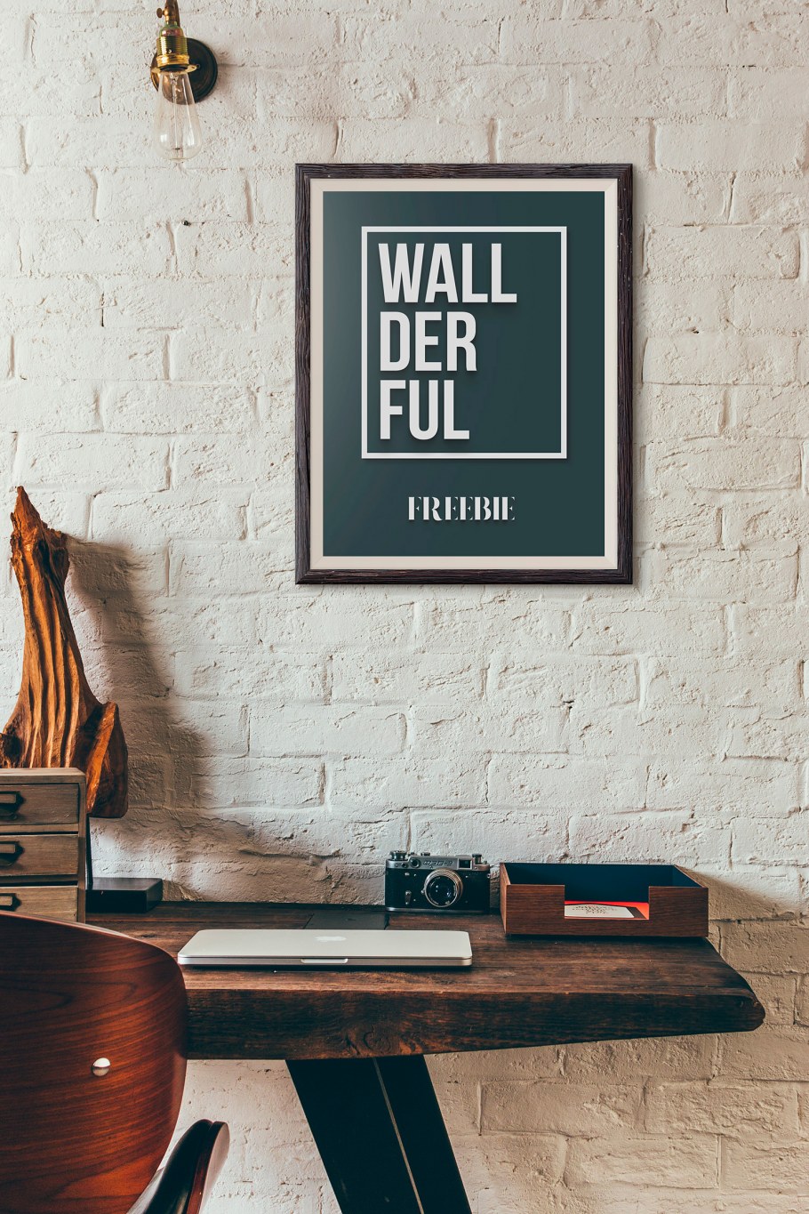 Фоторамки в интерьере лофт