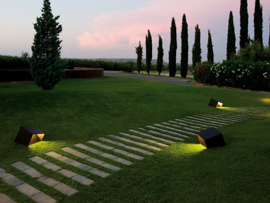 Break светильник для дорожек Vibia