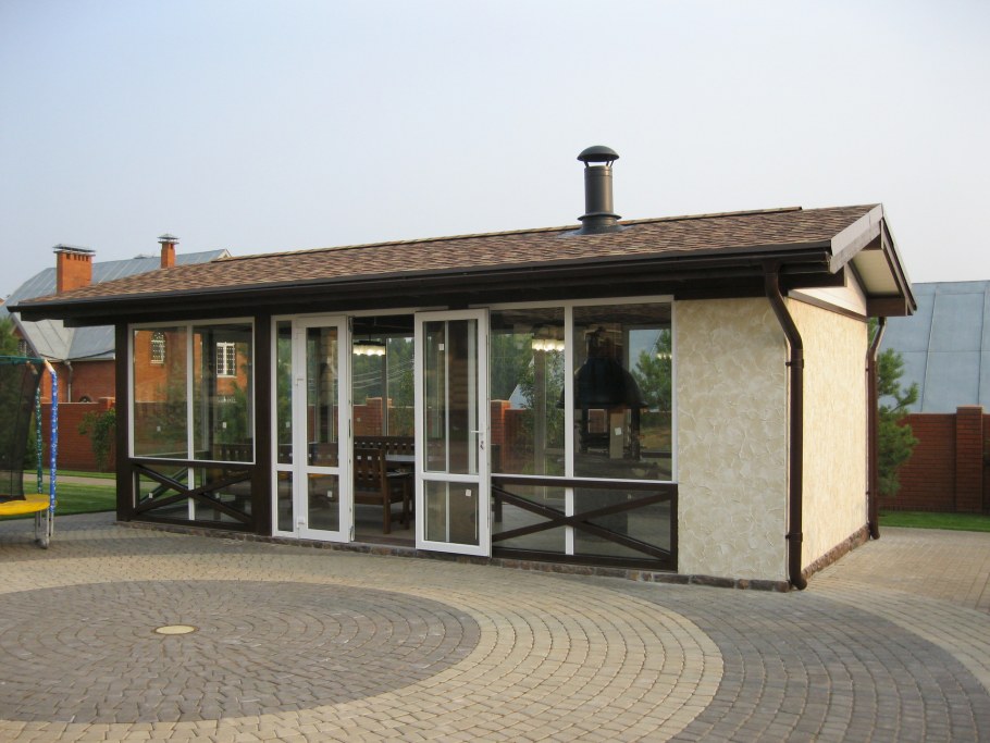 Летняя кухня застекленная