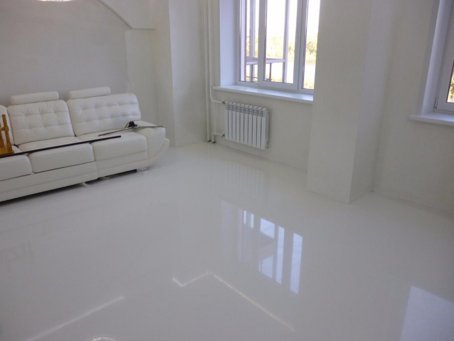 Белый наливной пол