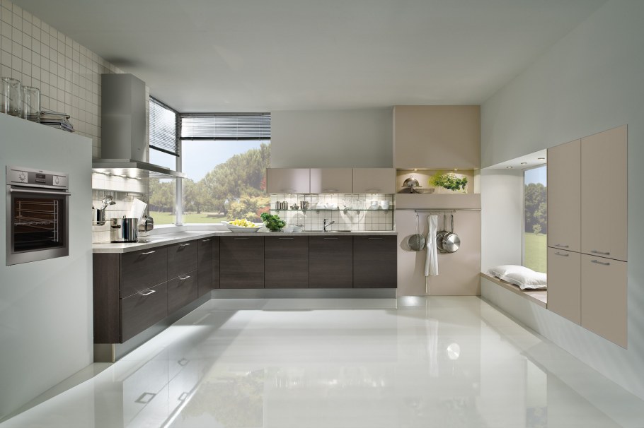 Заливной пол на кухне