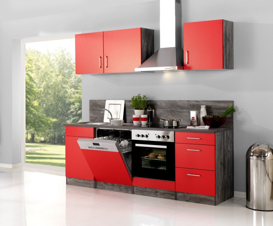 Двухцветные кухонные гарнитуры