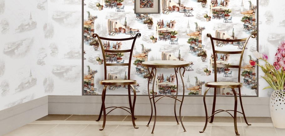 Обои с классической панелью