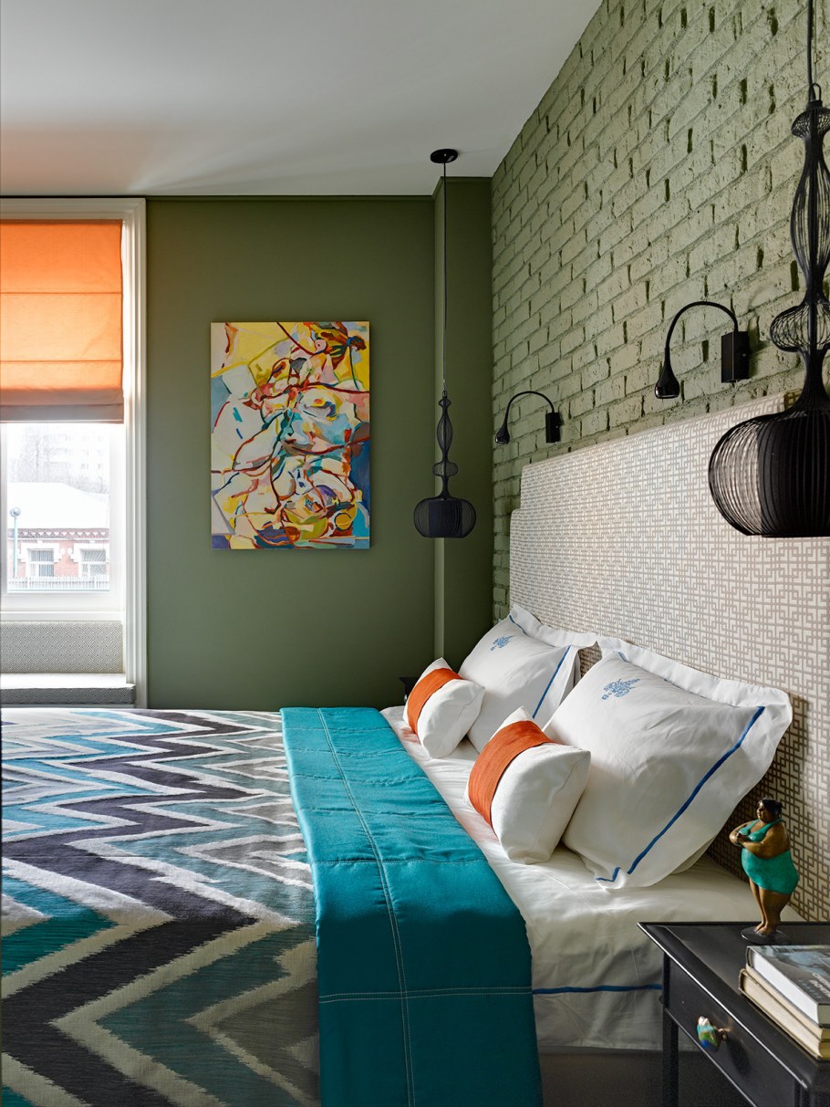 Яркая спальня