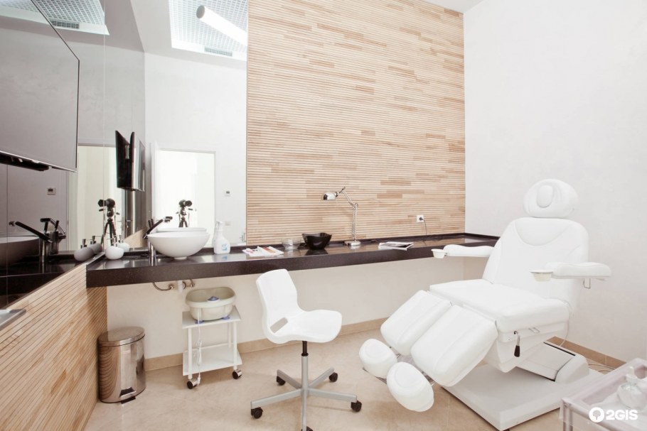 Студия макияжа в стиле лофт