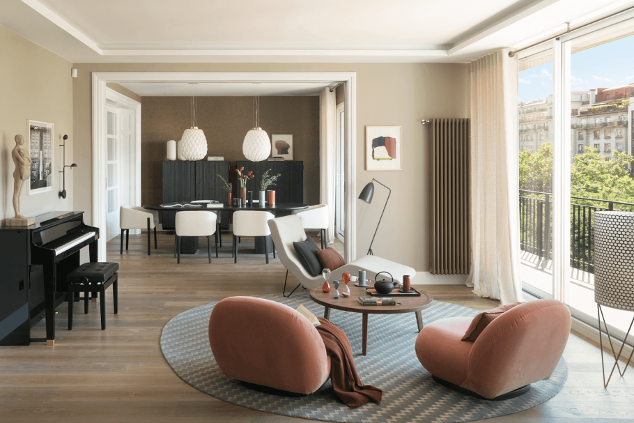 Интерьер салона маникюра и педикюра