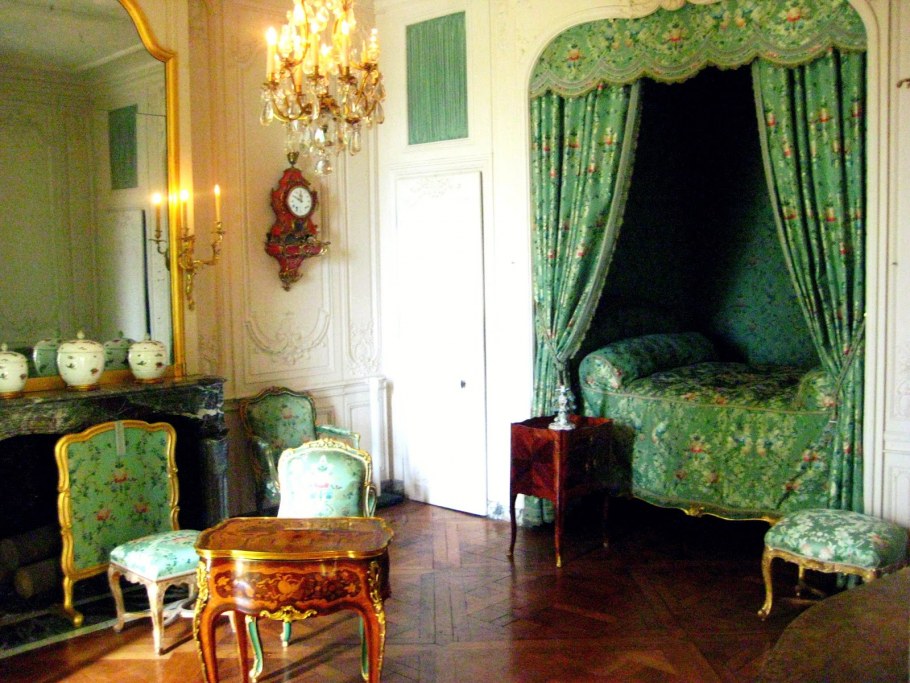 Помпадур интерьер