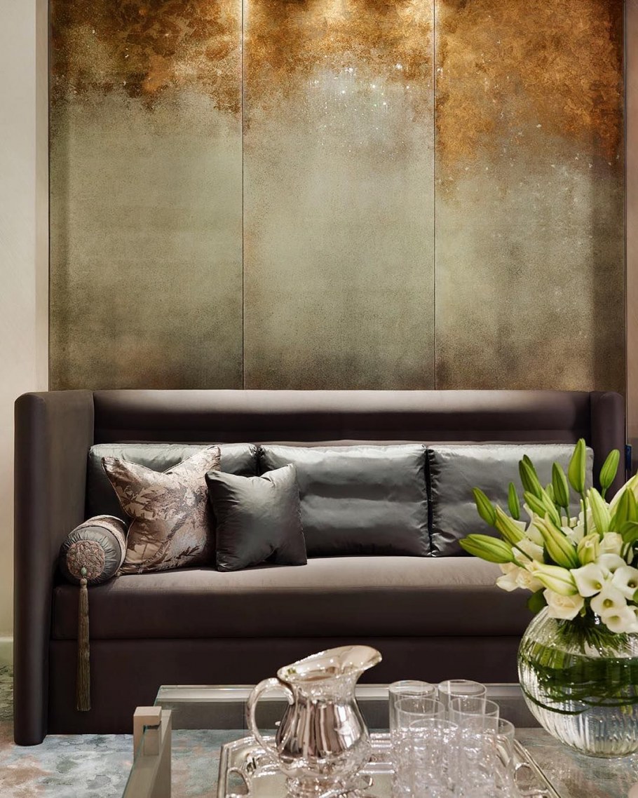 Состаренное зеркало в интерьере