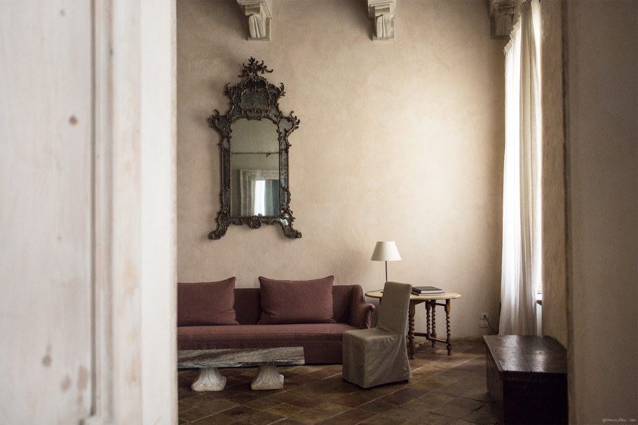 Патинированная медь в интерьере