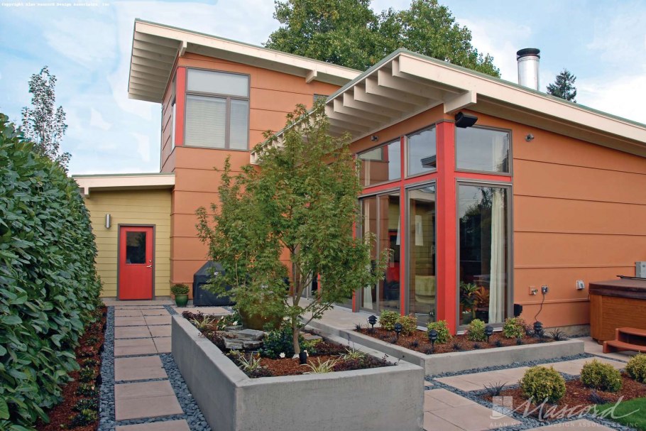 Крыльцо с односкатной крышей